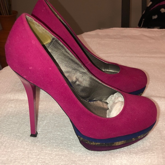 Fuchsia Pumps - Picture 5 of 7